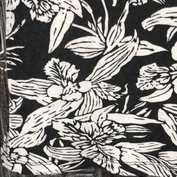 Floral printed Zara round neck T-shirt short sleev - Picture 8 of 8